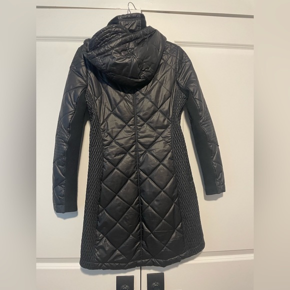 BCBGeneration Quilted Black Puffer Jacket Sz XS - Picture 8 of 13